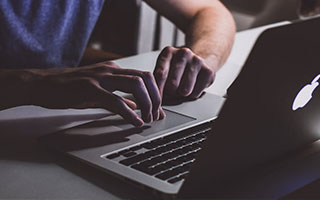 意甲：阿莱格里谈球队1比1战平佛罗伦萨，恩昆库踢中锋效果极佳，他总能在重要时刻进球